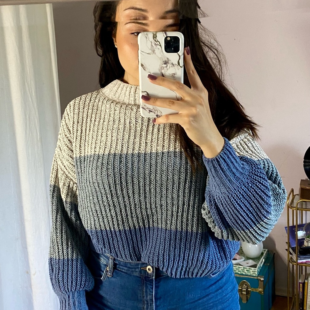 Blue color block knit sweater